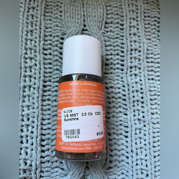 😍 VS Pink Body Mist NWT Body Mist     😍 2/$12 😍 - Picture 6 of 9